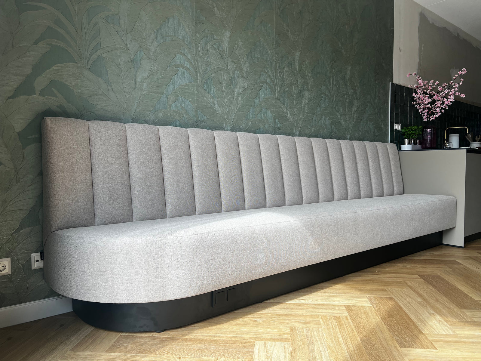 eetkamerbank-eetbank-eettafelbank-dinerbank-mirella-mirellameubel-meubel-maatwerk-mirellahome (2).jpg